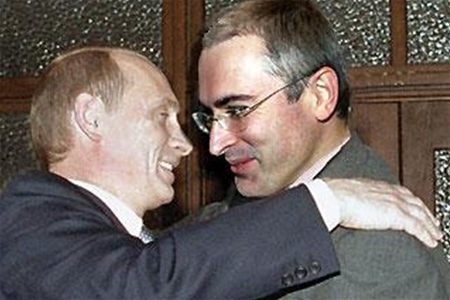 Mixail Xodorkovski: “Putin güclü lider deyil, çılpaq kraldır”