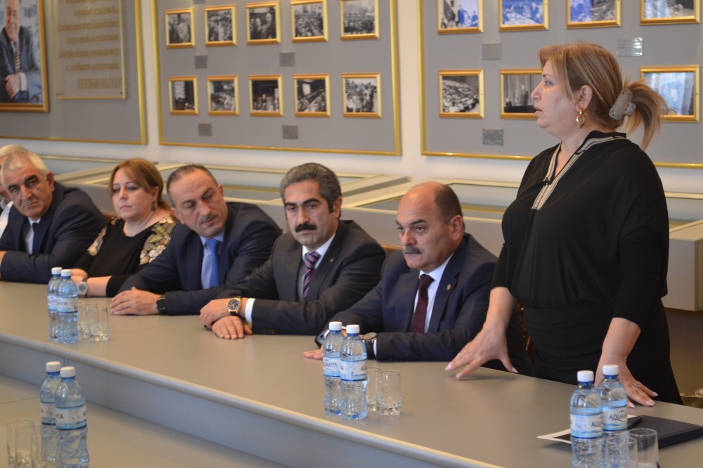 Dövlət Komitəsində Xankəndinin işğal günü ilə bağlı tədbir keçirilib -FOTO Dövlət Komitəsində Xankəndinin işğal günü ilə bağlı tədbir keçirilib -FOTO