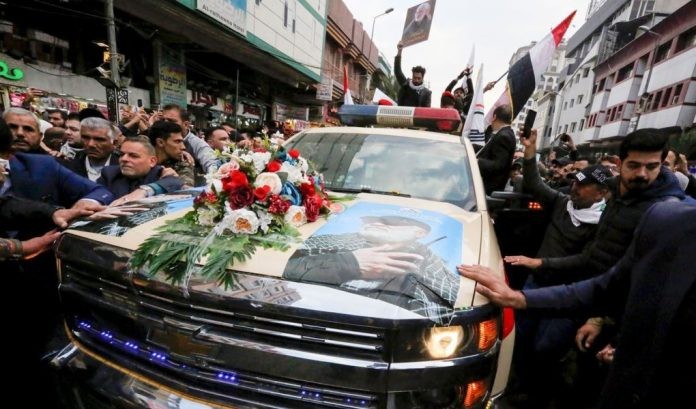 Süleymaninin cənazəsi Amerika istehsalı olan maşında aparıldı -Foto