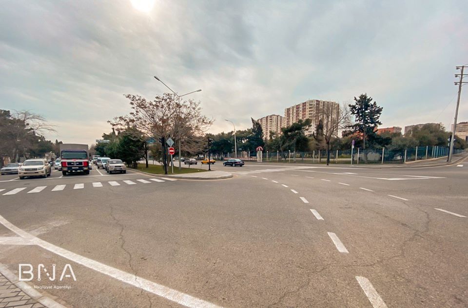 Bakının mərkəzində hərəkət dəyişdirildi (FOTO) - Gallery Image