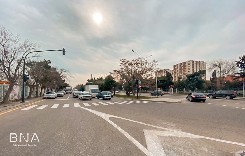 Bakının mərkəzində hərəkət dəyişdirildi (FOTO) - Gallery Image