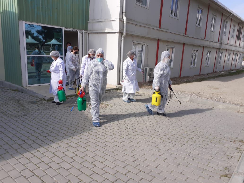 Bakı Mühəndislik Universitetində əsaslı dezinfeksiya işləri aparılıb (FOTO) - Gallery Image