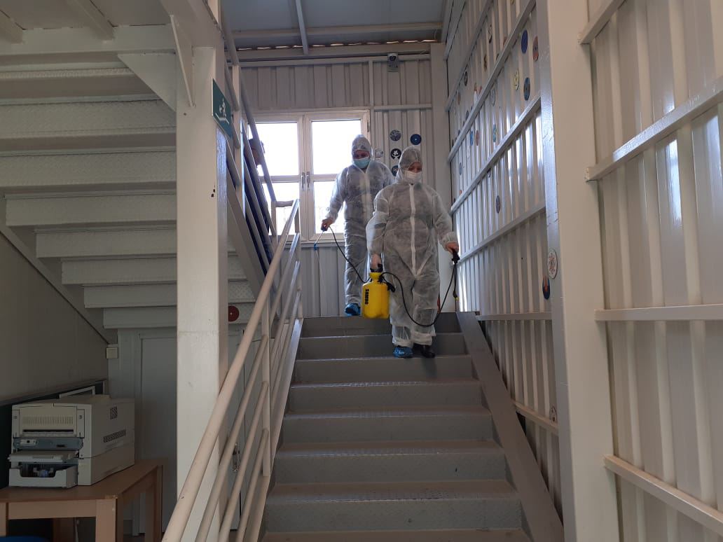 Bakı Mühəndislik Universitetində əsaslı dezinfeksiya işləri aparılıb (FOTO) - Gallery Image