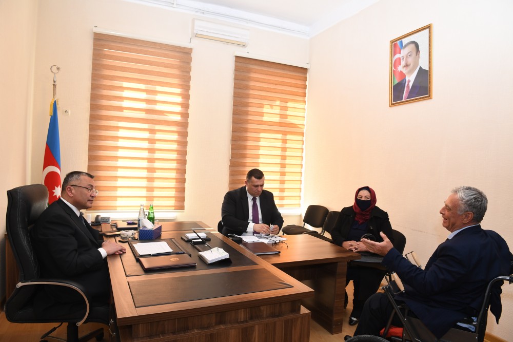 Rövşən Rzayev vətəndaşları  qəbul etdi- FOTO