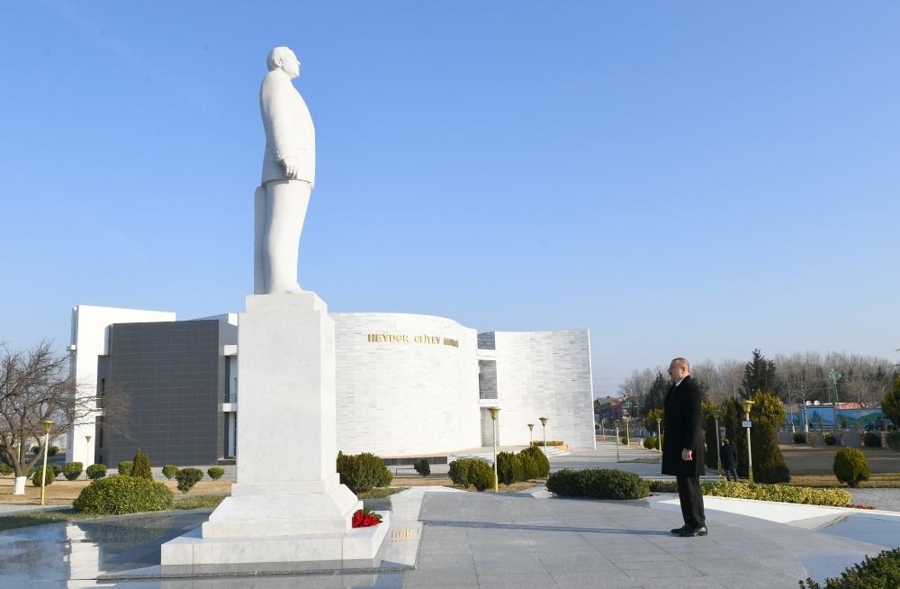 Prezident İlham Əliyev Ağstafa rayonuna səfərə gəlib (FOTO) - Gallery Image