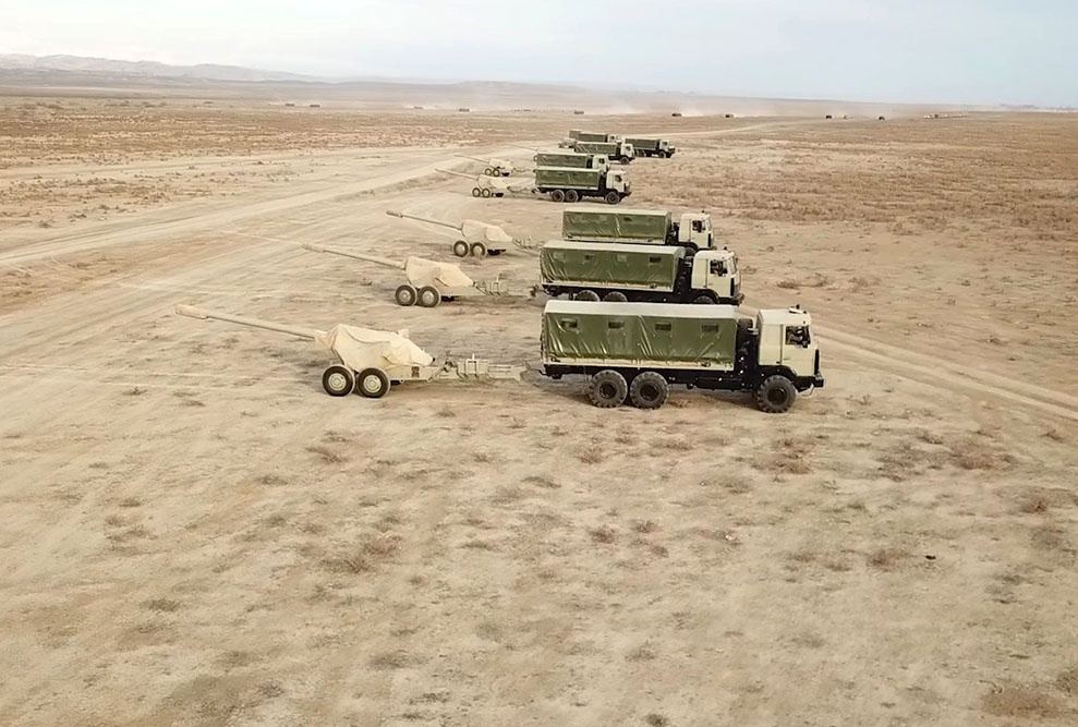 Təlimlərdə qoşunların yerdəyişməsi icra olunub (FOTO/VİDEO) - Gallery Image