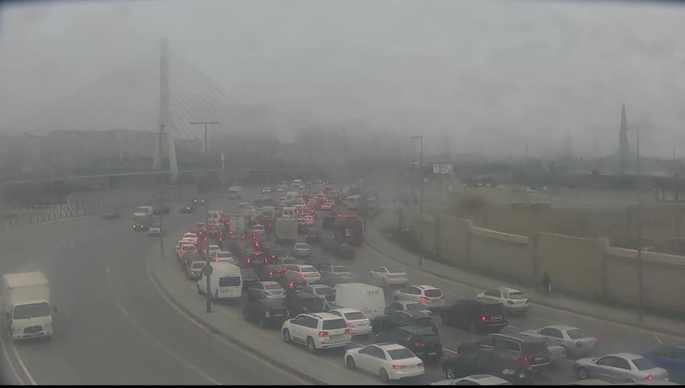 Prospektdə qəza tıxaca səbəb oldu (FOTO) - Gallery Image