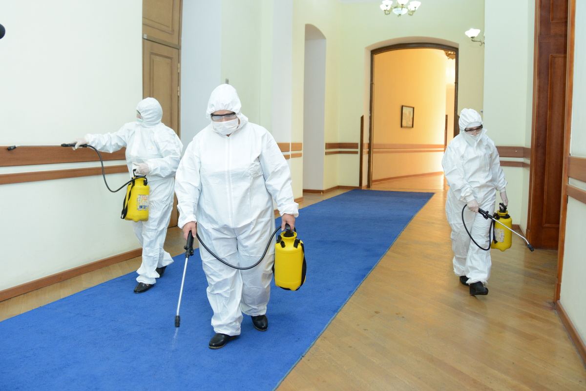 UNEC-də dezinfeksiya işləri aparılıb (FOTO) - Gallery Image