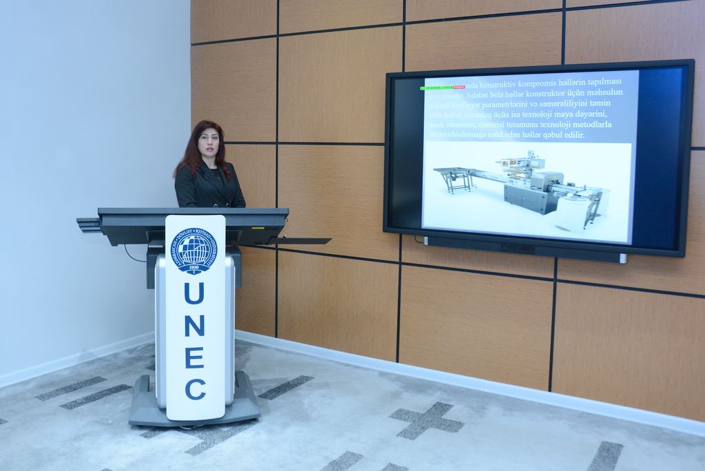 UNEC-də gün ərzində 9200 tələbəyə distant dərslər keçilir (FOTO) - Gallery Image