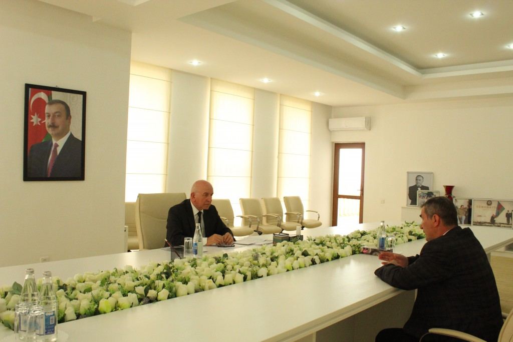 Mədəniyyət naziri və müavinləri bölgələrdə vətəndaşlara görüşüb (FOTO) - Gallery Image