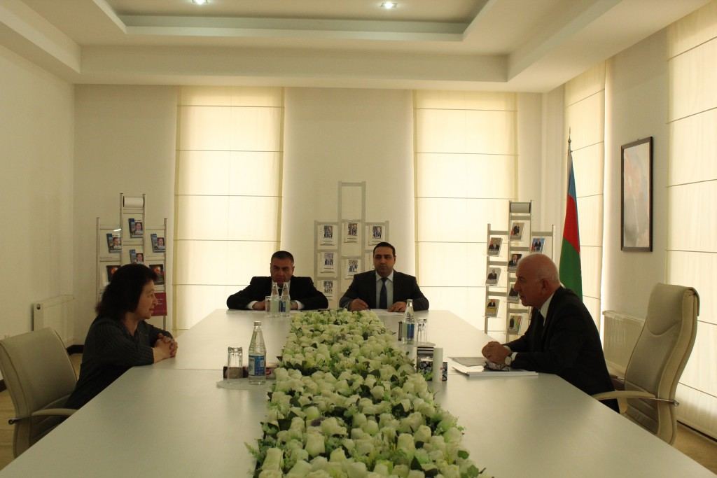 Mədəniyyət naziri və müavinləri bölgələrdə vətəndaşlara görüşüb (FOTO) - Gallery Image