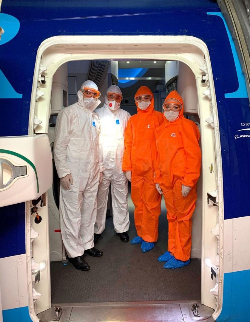 AZAL: Moskva və Londondan 151 azərbaycanlı vətənə qaytarılıb (FOTO) - Gallery Image