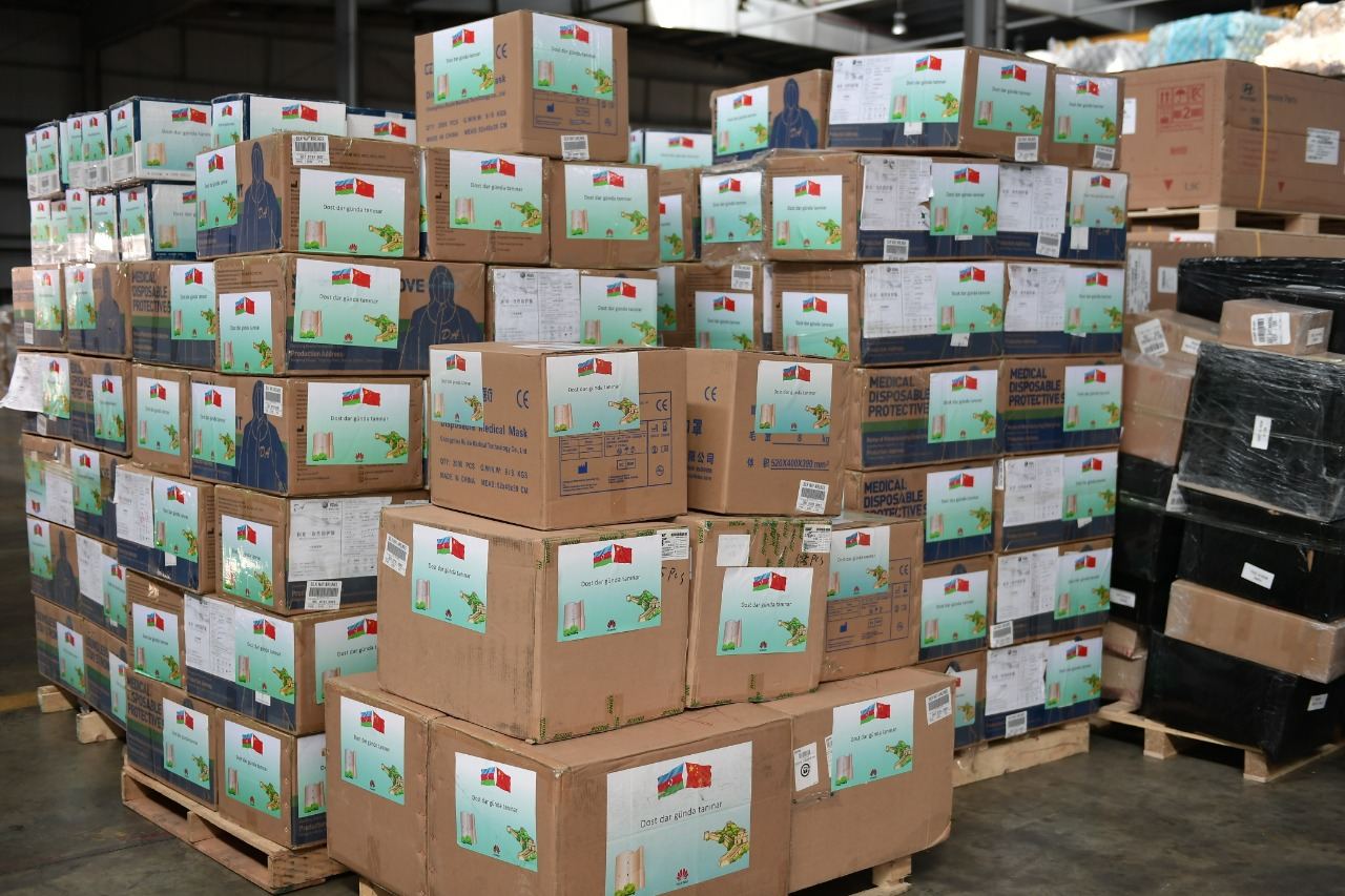 “Huawei Azerbaijan” koronavirusla mübarizədə Heydər Əliyev Fonduna dəstək göstərib (FOTO) - Gallery Image