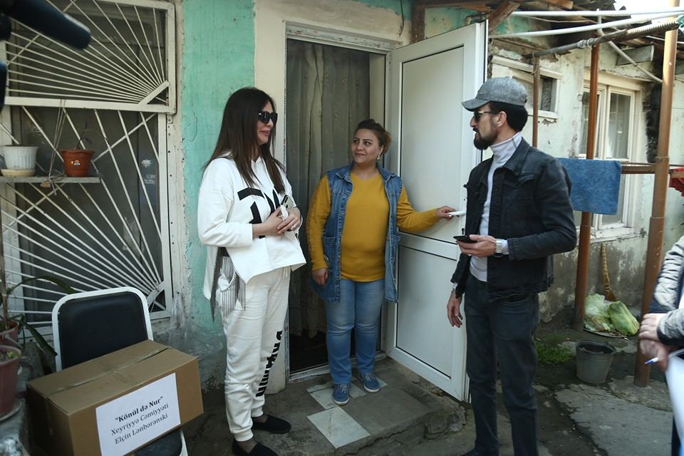 Gəncədə “Evdə qal” aksiyası davam edir (FOTO/VİDEO) - Gallery Image