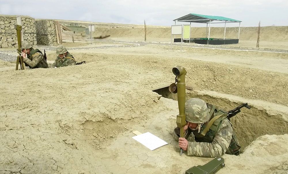 Azərbaycan Ordusunun mühəndis-istehkam bölmələri ilə taktiki-xüsusi məşqlər keçirilir (FOTO/VİDEO) - Gallery Image
