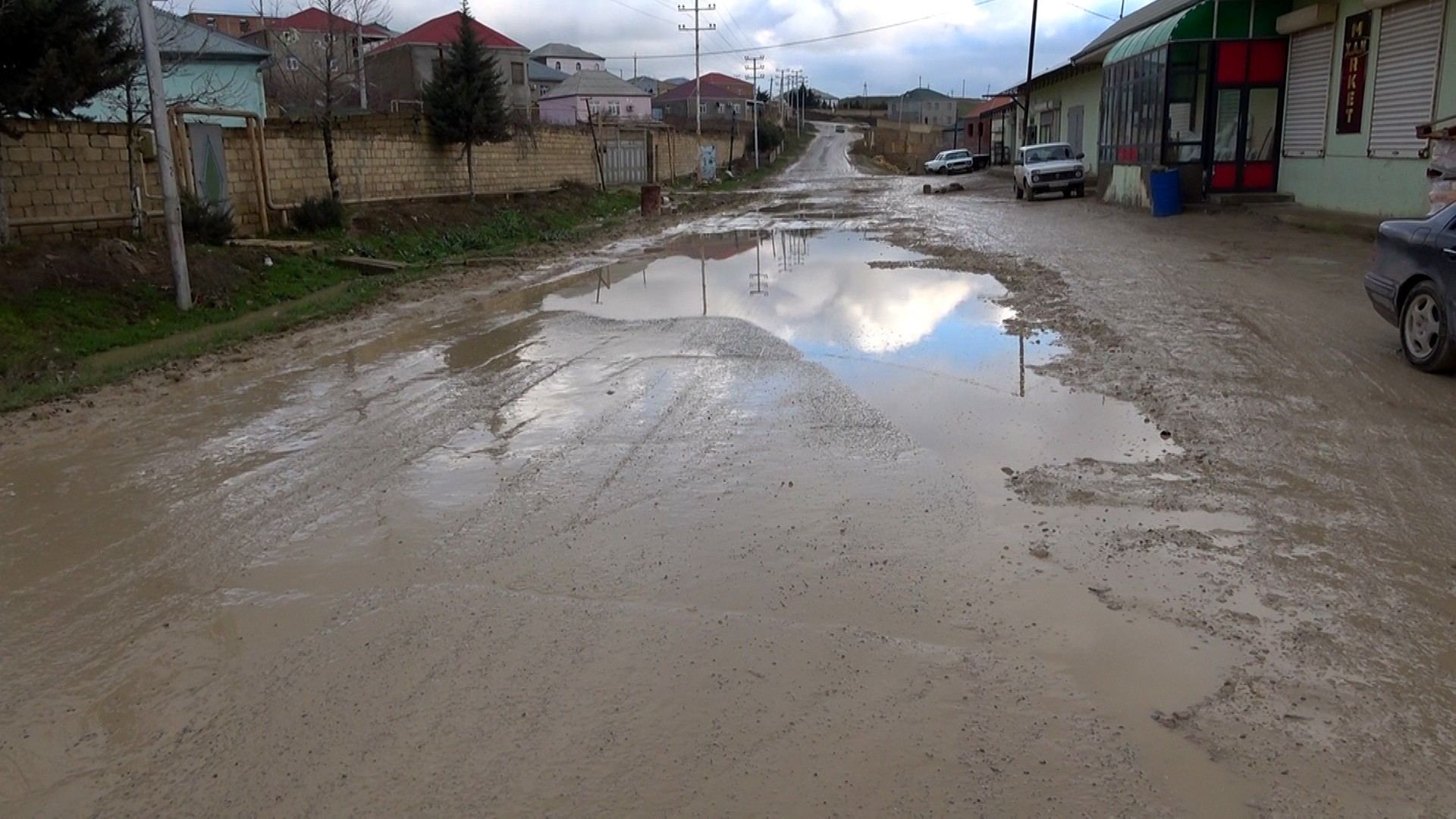 Abşeronda 23 küçə və yol təmir olunur (FOTO) - Gallery Image