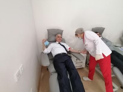 Jurnalistlər qanvermə aksiyasında iştirak ediblər (FOTO) - Gallery Image