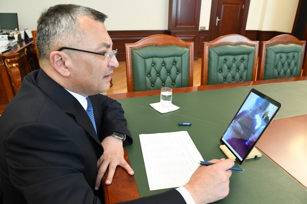 Rövşən Rzayev növbəti videoqəbul keçirib- FOTOLAR