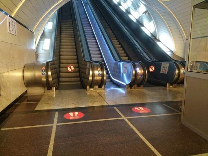 Bakı metrosunda yeni qaydalar FOTOLARDA - Gallery Image