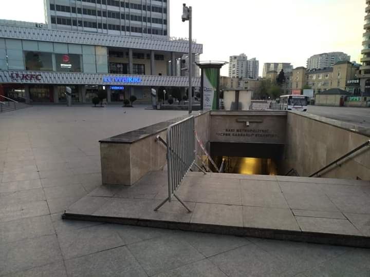 Bakı metrosunda yeni qaydalar FOTOLARDA - Gallery Image