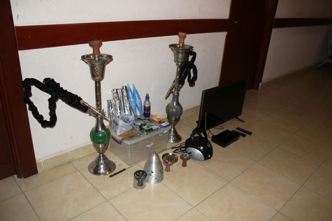 Qubada evlərin birindən televizor oğurlayan şəxslər saxlanılıb (FOTO) - Gallery Image