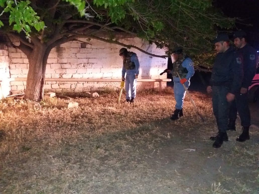 Nardaranda F-1 əl qumbarası aşkar olunub (FOTO) - Gallery Image