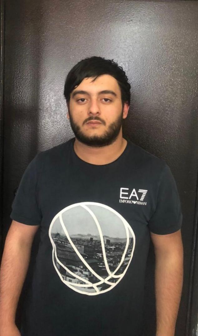 Bakıda avtomobildə intizamsız davranan şəxslər inzibati qaydada həbs edildi (FOTO) - Gallery Image