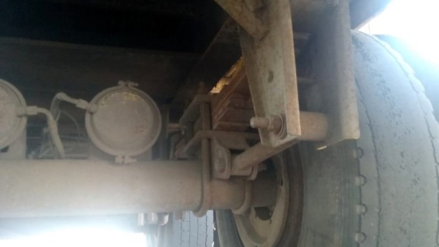 Sürücü İranda dərmanları burada gizlədib, Azərbaycana keçirdi -FOTOLAR