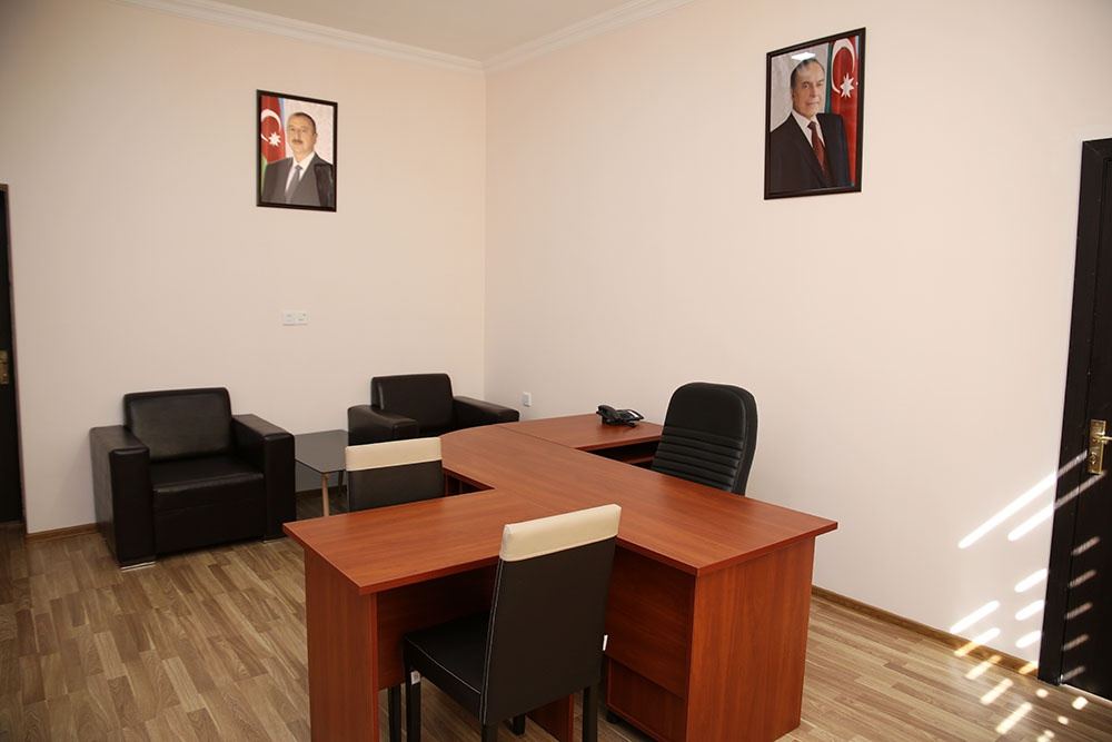 Cəbhəboyu zonada yeni inşa edilmiş hərbi hissələrin açılışı və tikintisi davam etdirilən obyektlərə baxış keçirilib (FOTO/VİDEO) - Gallery Image