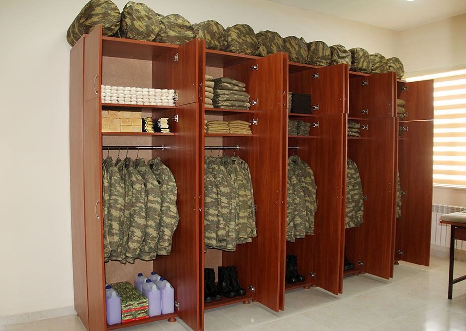 Cəbhəboyu zonada yeni inşa edilmiş hərbi hissələrin açılışı və tikintisi davam etdirilən obyektlərə baxış keçirilib (FOTO/VİDEO) - Gallery Image