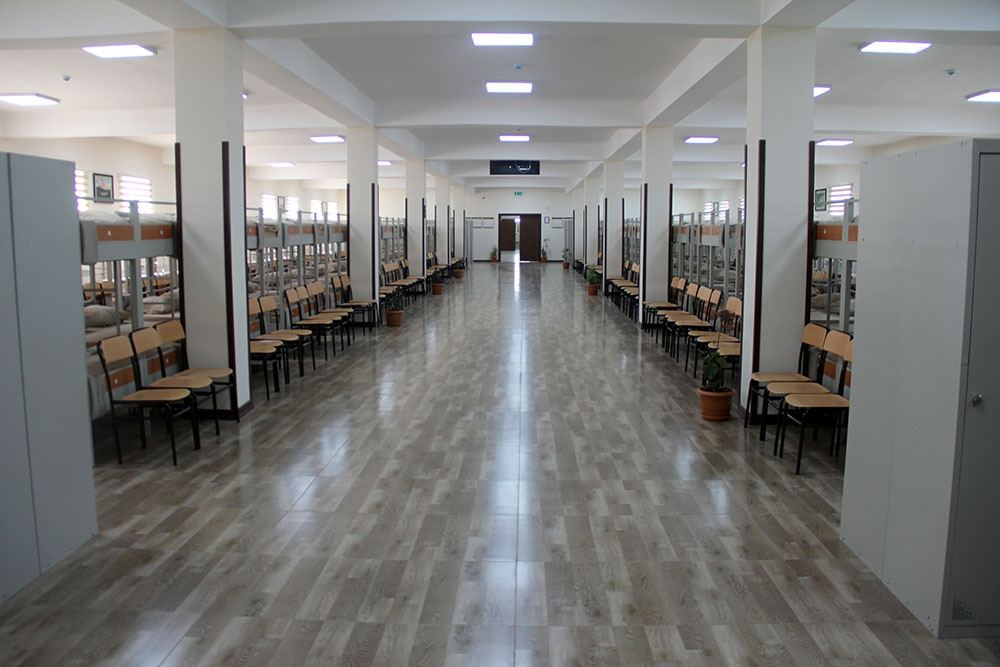 Cəbhəboyu zonada yeni inşa edilmiş hərbi hissələrin açılışı və tikintisi davam etdirilən obyektlərə baxış keçirilib (FOTO/VİDEO) - Gallery Image