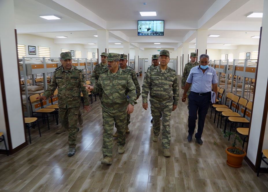 Cəbhəboyu zonada yeni inşa edilmiş hərbi hissələrin açılışı və tikintisi davam etdirilən obyektlərə baxış keçirilib (FOTO/VİDEO) - Gallery Image