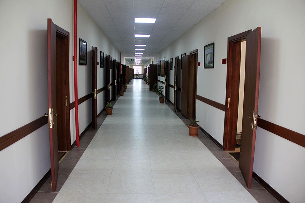 Cəbhəboyu zonada yeni inşa edilmiş hərbi hissələrin açılışı və tikintisi davam etdirilən obyektlərə baxış keçirilib (FOTO/VİDEO) - Gallery Image