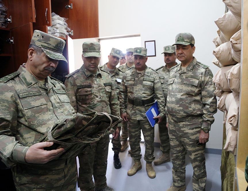 Cəbhəboyu zonada yeni inşa edilmiş hərbi hissələrin açılışı və tikintisi davam etdirilən obyektlərə baxış keçirilib (FOTO/VİDEO) - Gallery Image