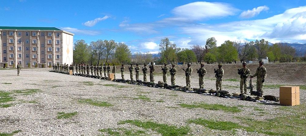Əlahiddə Ümumqoşun Orduda kəşfiyyatçılar arasında yarışlar keçirilib (FOTOVİDEO) - Gallery Image
