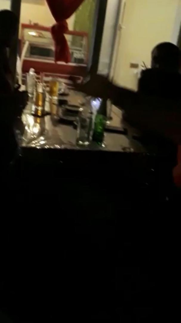 Bakıda karantin qaydalarını pozan daha bir restoran aşkarlandı, 5 nəfər saxlanıldı (FOTO) - Gallery Image
