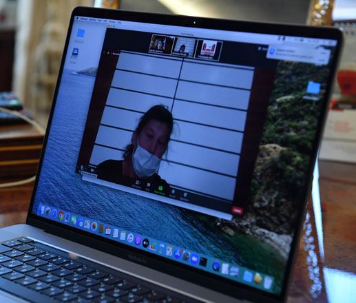 Sahibə Qafarova videokonfrans formatında seçicilərin növbəti qəbulunu keçirib (FOTO) - Gallery Image