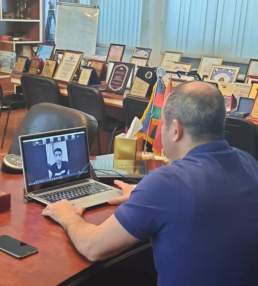 Milli Məclisin Gənclər və idman komitəsi gənclərlə onlayn konfrans keçirib (FOTO) - Gallery Image