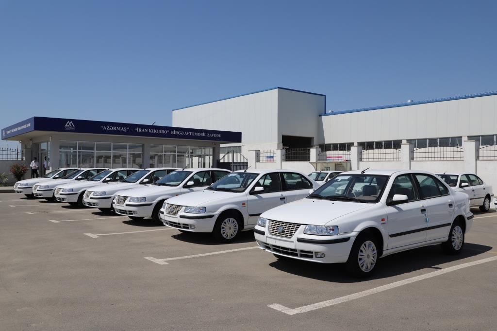 Şəhid ailələri ilə müharibə əlillərinə mənzil və avtomobil verildi (FOTO) - Gallery Image