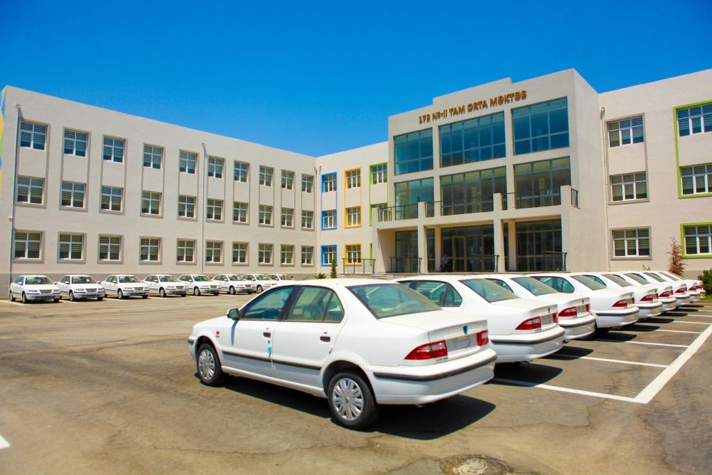 Şəhid ailələri ilə müharibə əlillərinə mənzil və avtomobil verildi (FOTO) - Gallery Image