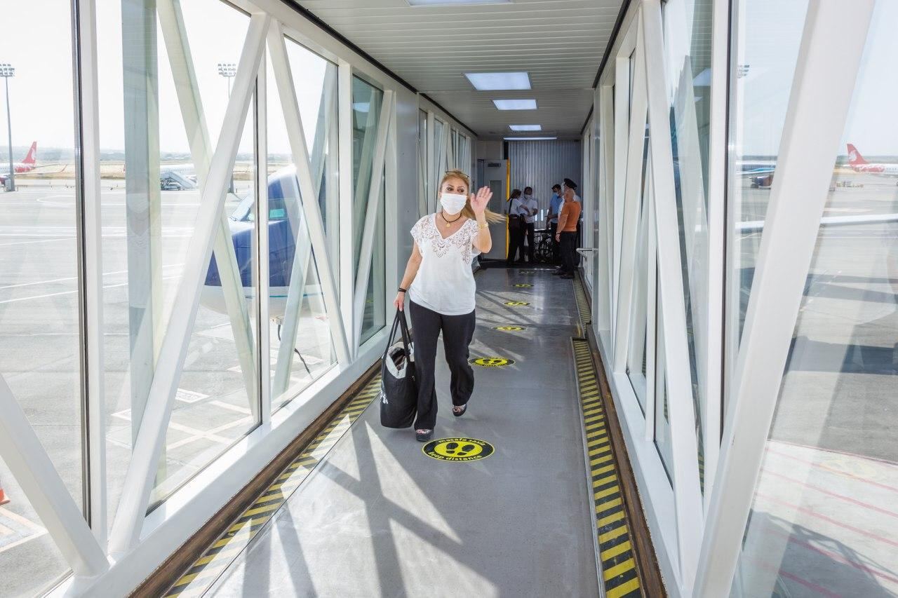AZAL Bakı-İstanbul marşrutu üzrə xüsusi reyslər həyata keçirir (FOTO/VİDEO) - Gallery Image