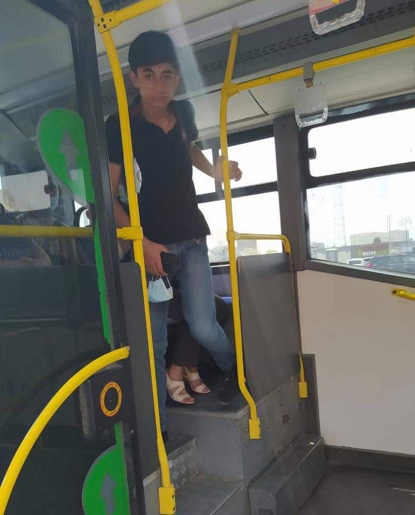 Bakıda ictimai nəqliyyatda qaydalara əməl etməyən 42 nəfər cərimələnib (FOTO) - Gallery Image