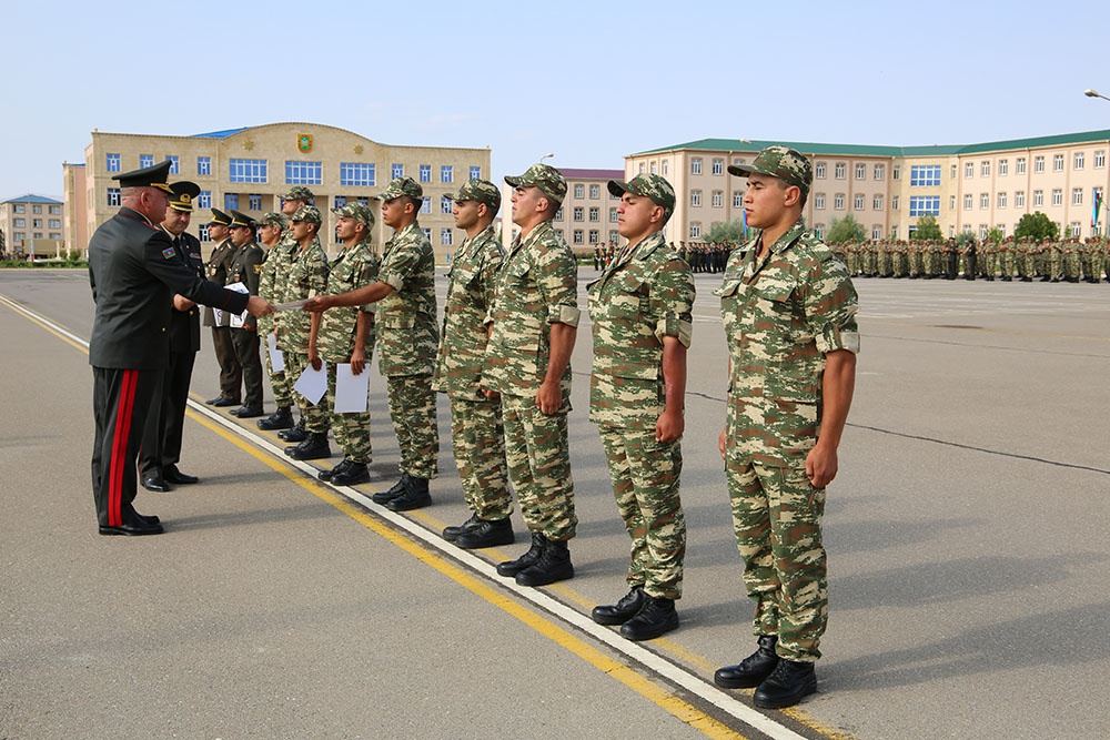 Əlahiddə Ümumqoşun Orduda gənc əsgərlər növbəti xidmət yerlərinə yola salınıblar (FOTO/VİDEO) - Gallery Image