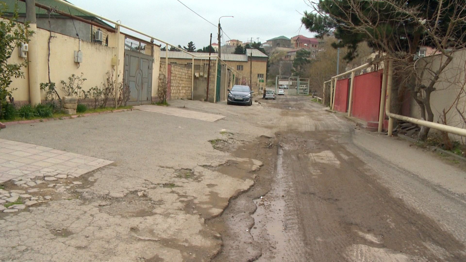 Biləcərinin mərkəzi küçələrindən biri əsaslı təmir edilir (FOTO) - Gallery Image