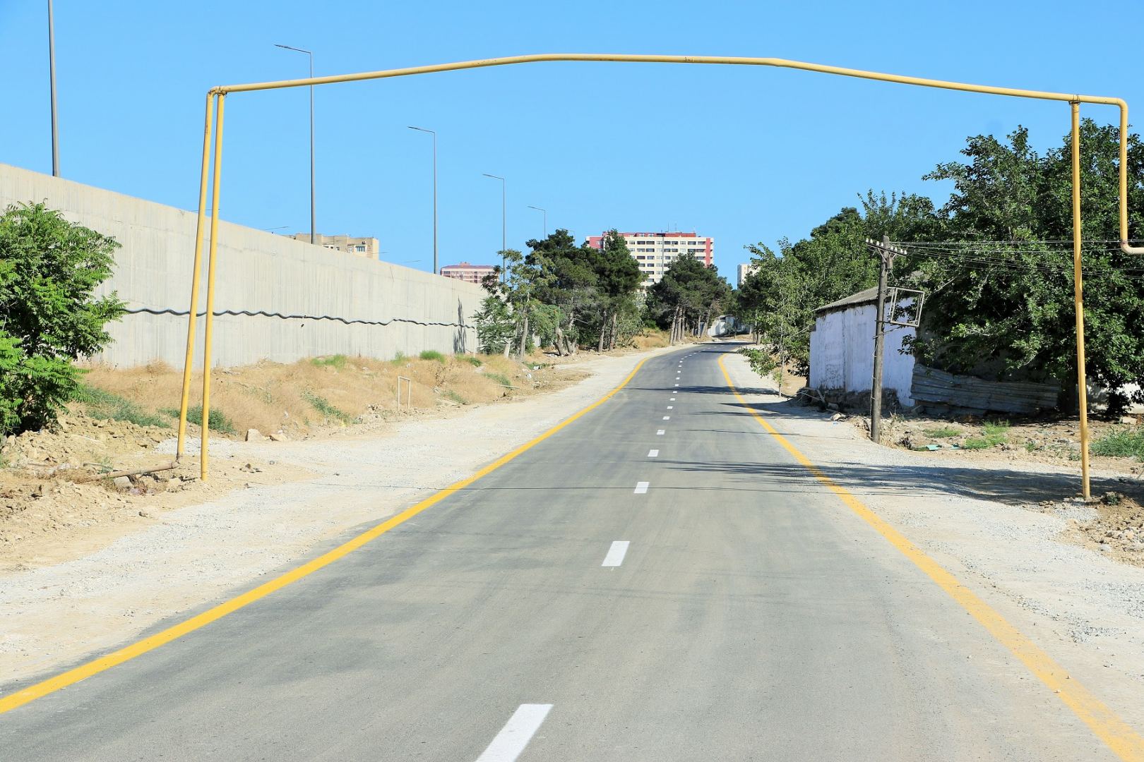 Sumqayıt yolunda yeni geridönmə hissə yaradıldı (FOTO) - Gallery Image