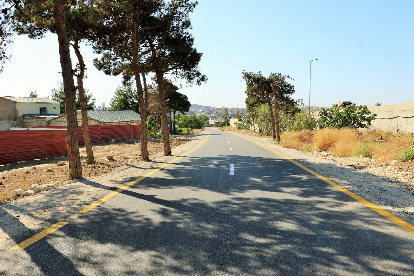 Sumqayıt yolunda yeni geridönmə hissə yaradıldı (FOTO) - Gallery Image