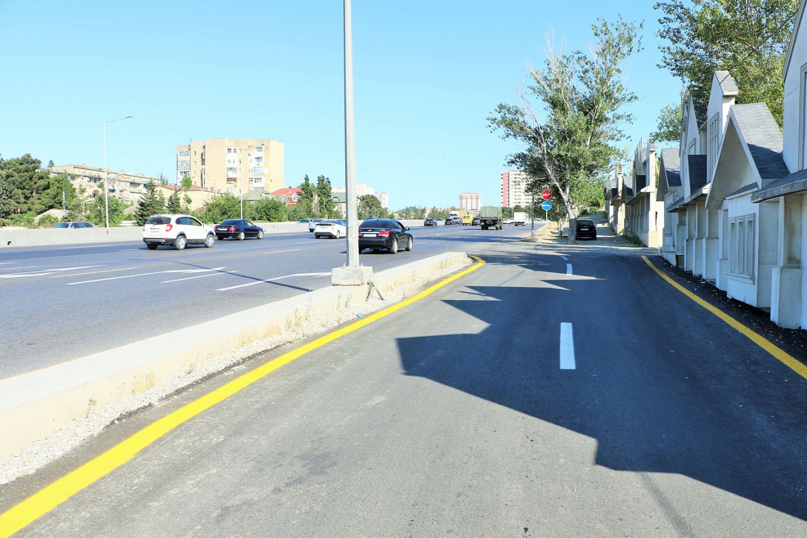 Sumqayıt yolunda yeni geridönmə hissə yaradıldı (FOTO) - Gallery Image