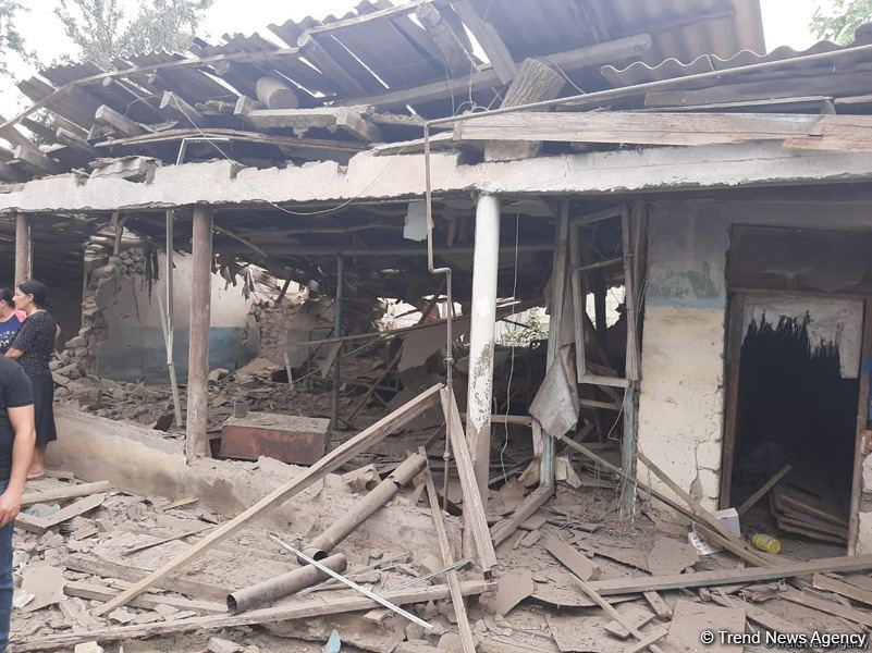 Ermənilərin atəşləri nəticəsində dağılan evlər (FOTO) - Gallery Image