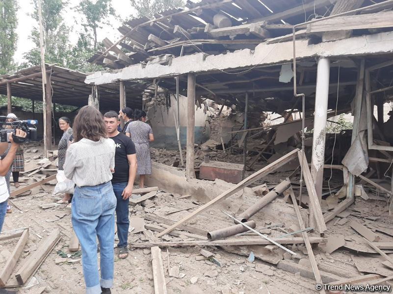 Ermənilərin atəşləri nəticəsində dağılan evlər (FOTO) - Gallery Image