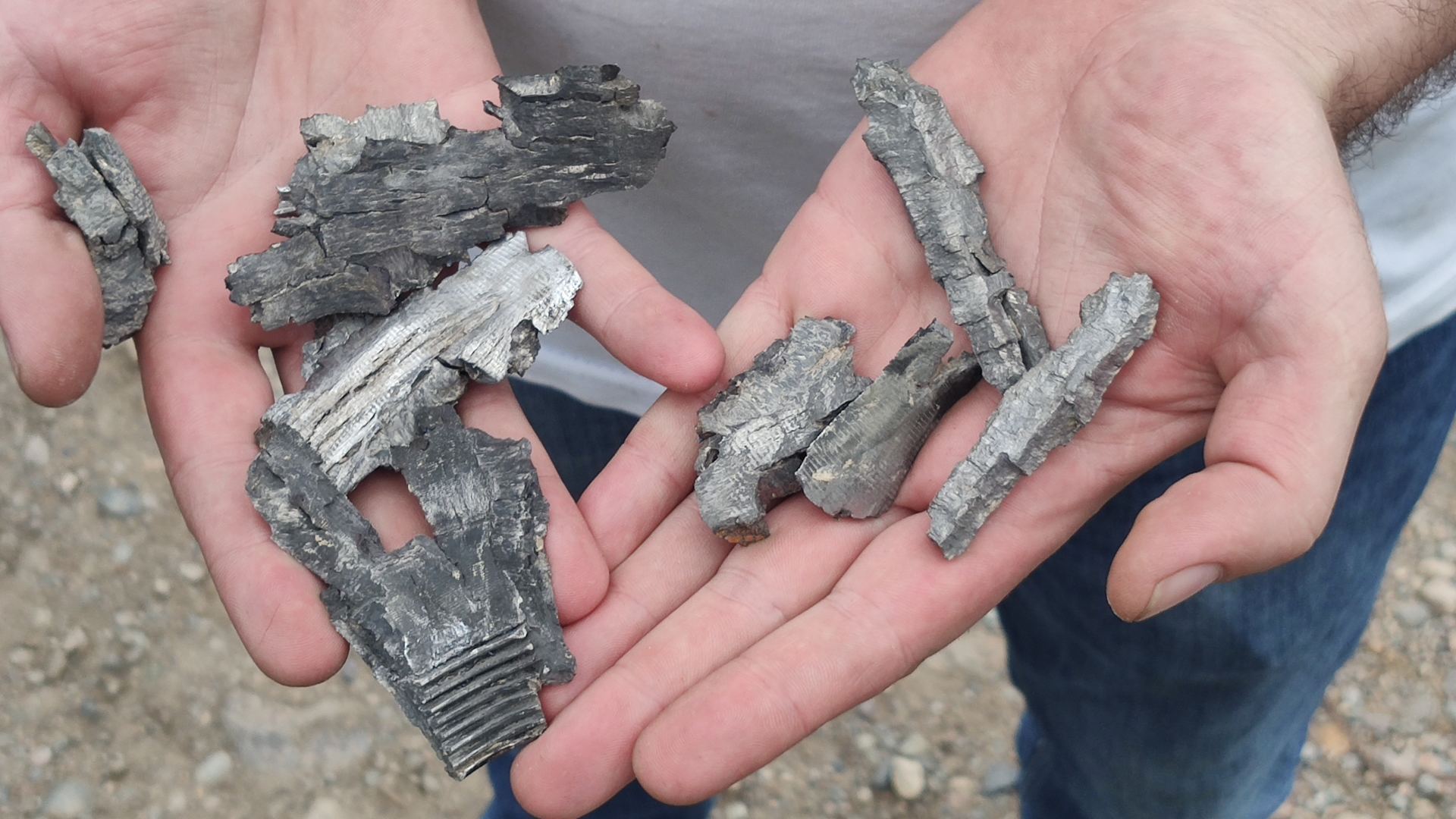 Ermənilərin atəşləri nəticəsində dağılan evlər (FOTO) - Gallery Image